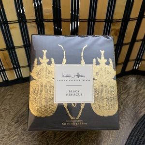 India Hicks Black Hibiscus Candle